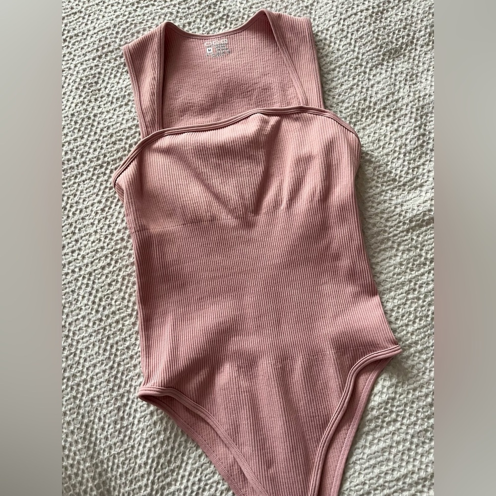 Women’s Pink Ribbed sleeveless bodysuit